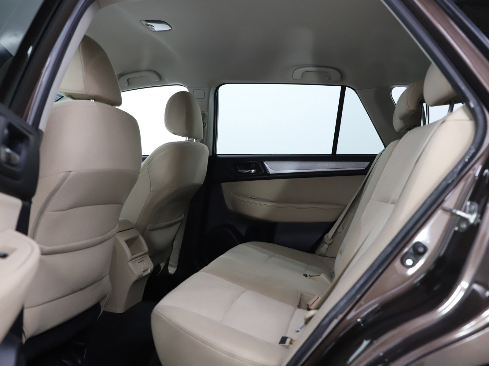 Used 2019 Subaru Outback 2.5i Premium AWD/4WD image 18