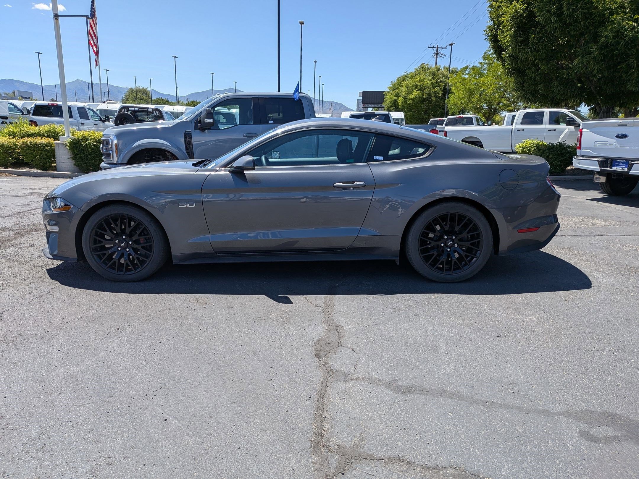 Used 2021 Ford Mustang GT Premium w/ GT Performance Package RWD image 11