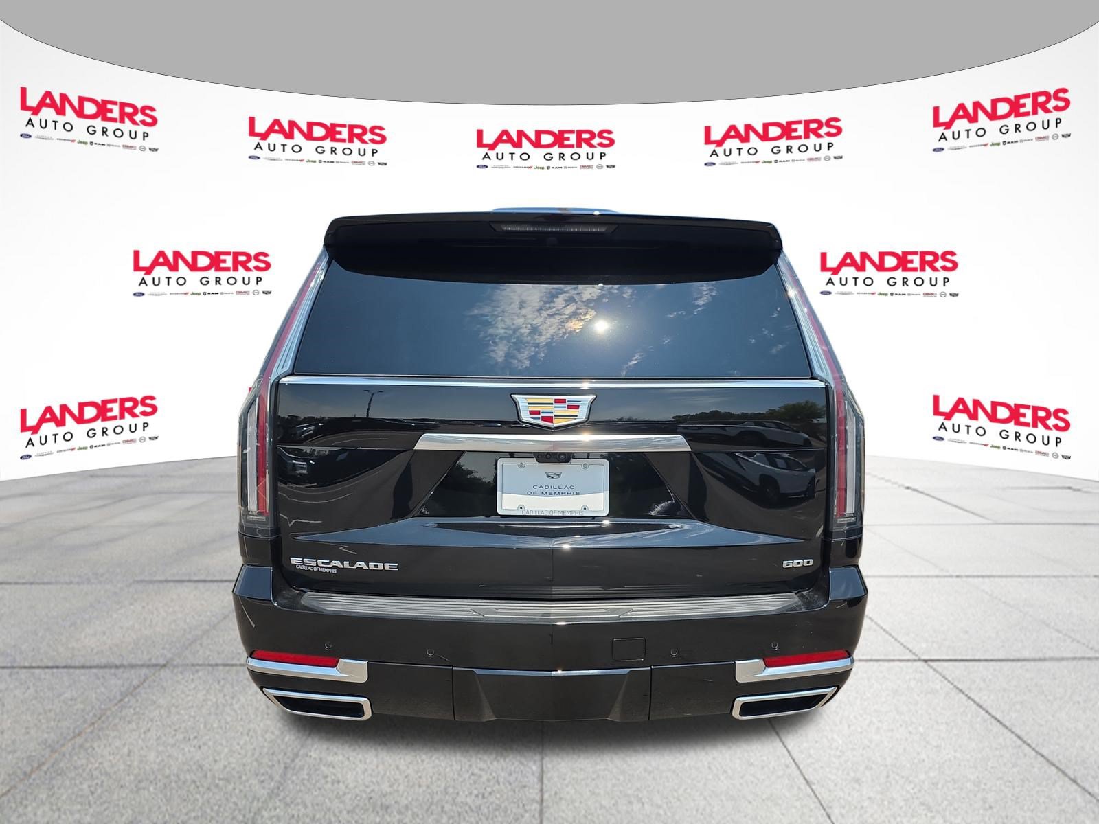 Used 2026 Cadillac Escalade Luxury w/ LPO, Floor Liner Package AWD/4WD image 4