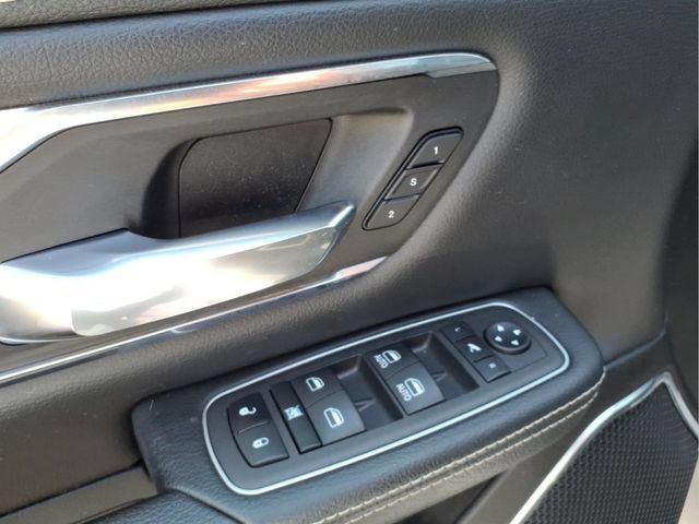 Used 2024 RAM 1500 Laramie AWD/4WD image 14