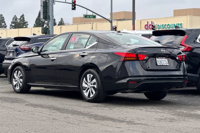 Used 2025 Nissan Altima 2.5 S image 6
