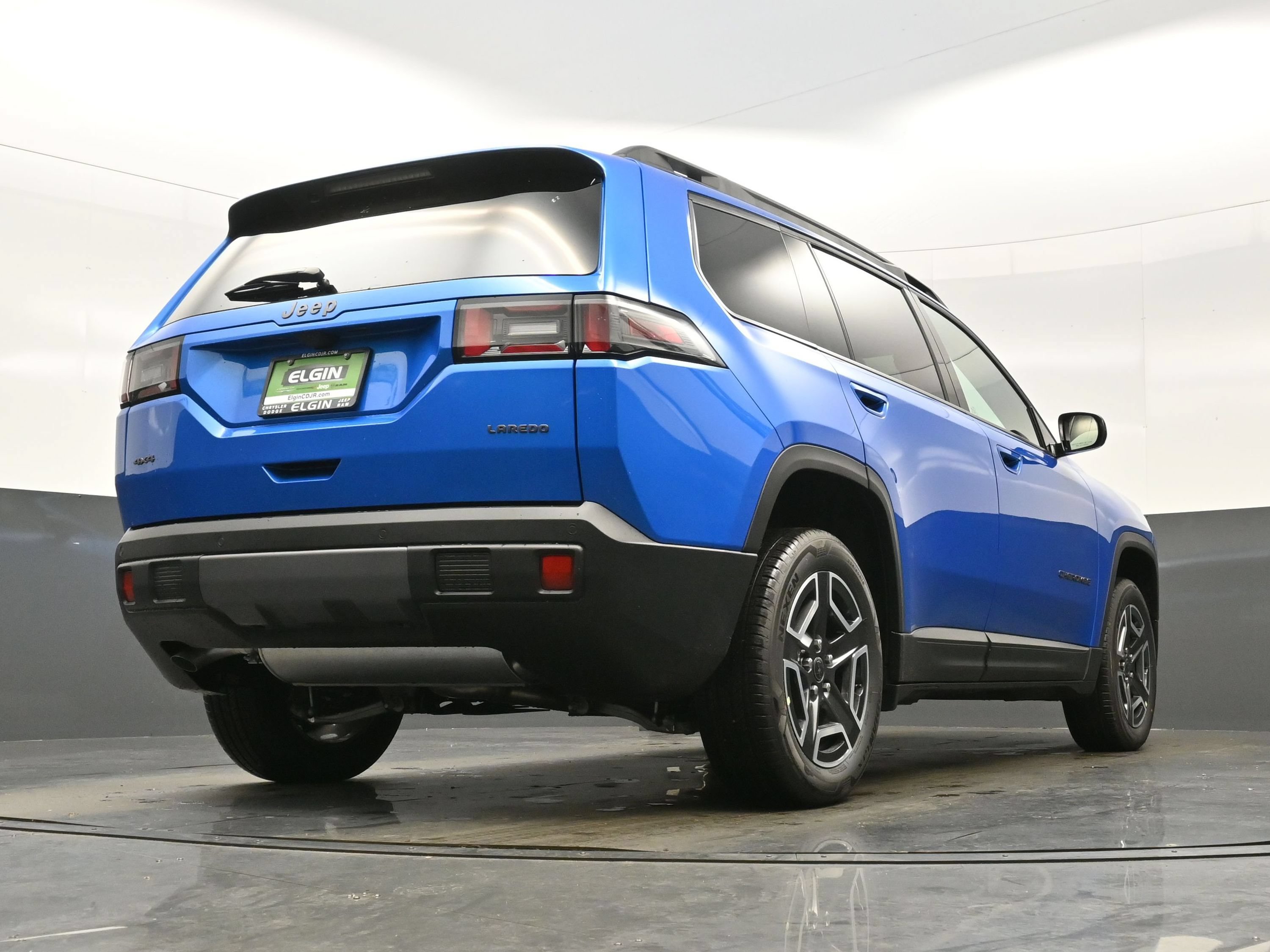 New 2026 Jeep Cherokee Laredo AWD/4WD image 18