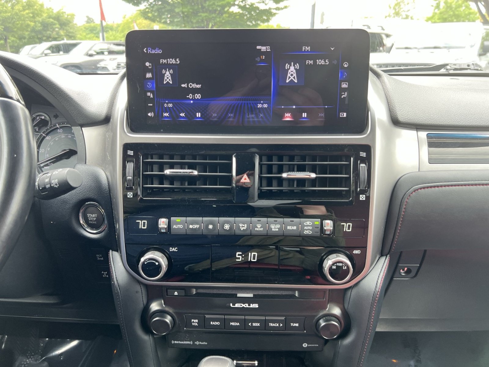 Used 2023 Lexus GX 460 Premium w/ Premium Package AWD/4WD image 18