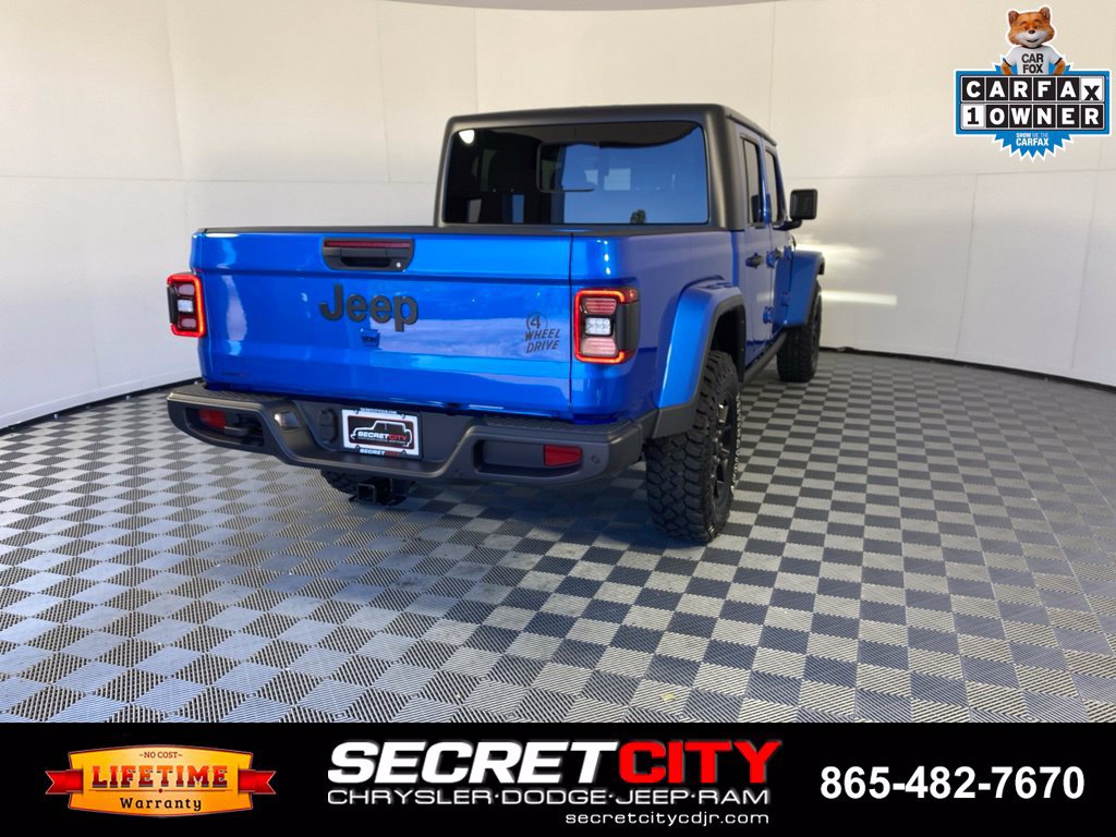 Used 2025 Jeep Gladiator Mojave AWD/4WD image 7
