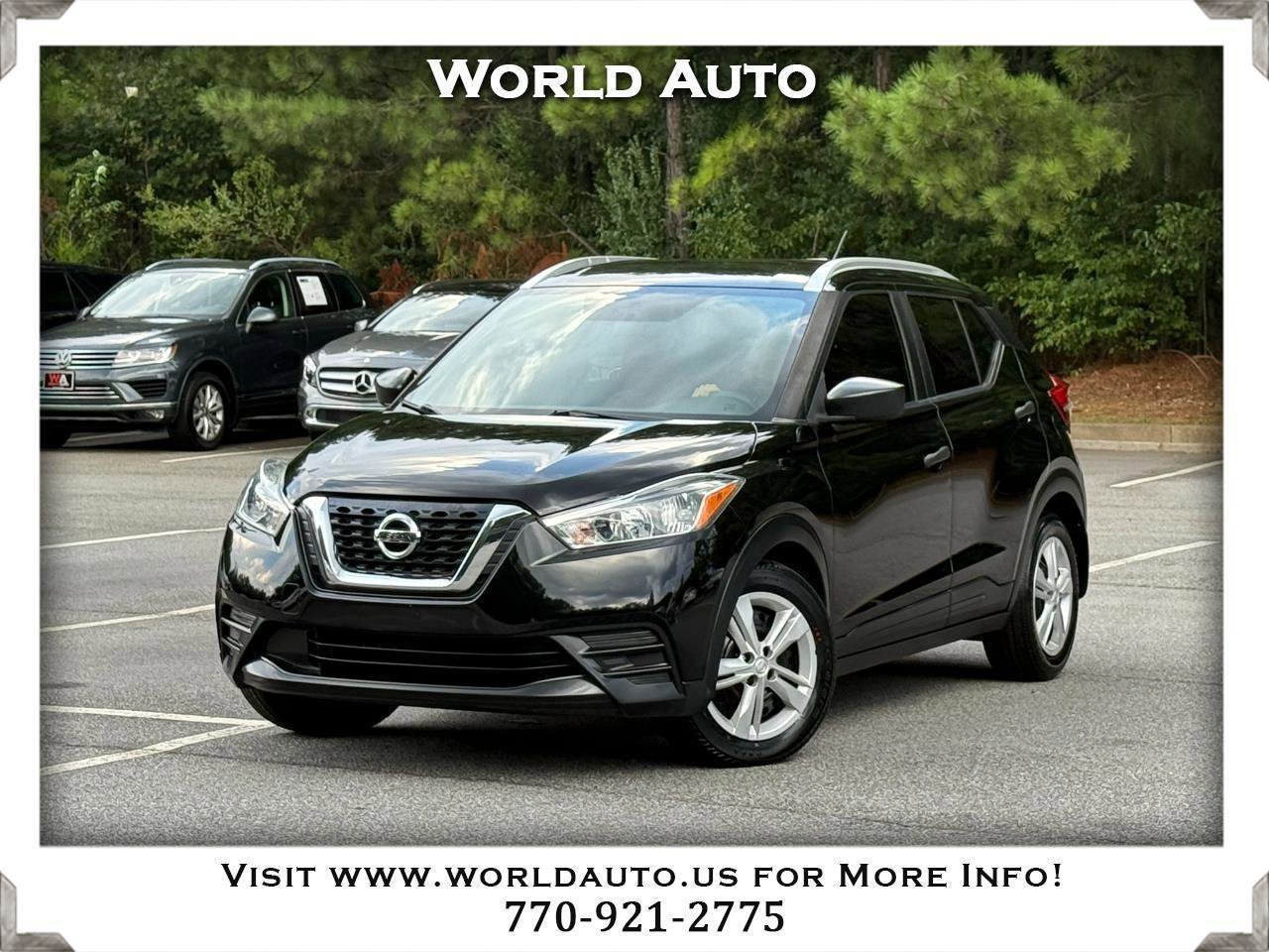 Used 2018 Nissan Kicks S FWD image 1