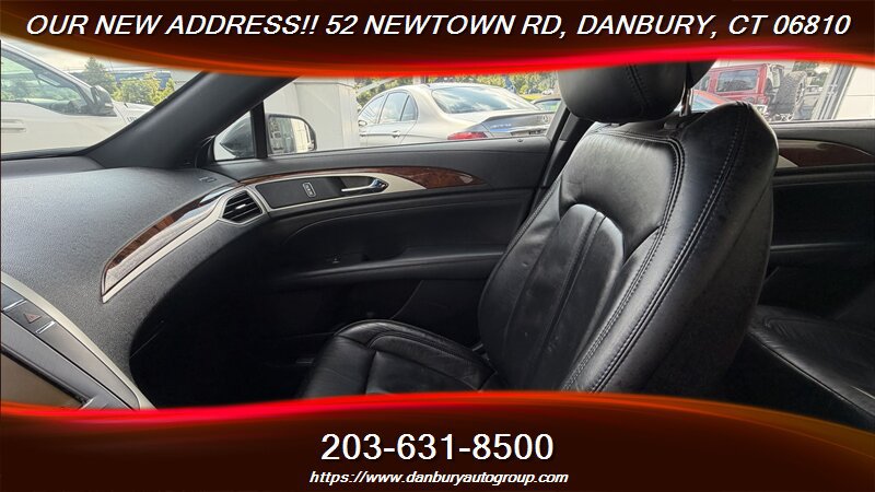 Used 2017 Lincoln MKZ Select w/ Select Plus Package AWD/4WD image 16