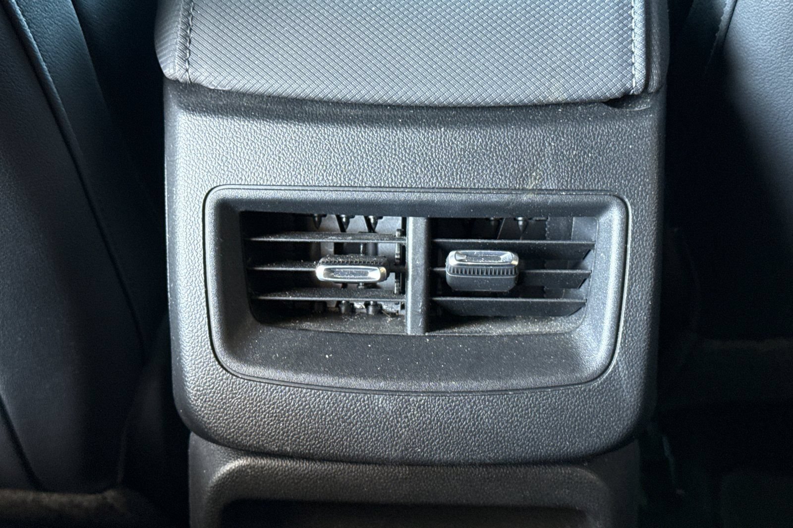 Used 2024 Chevrolet Equinox EV RS FWD image 20