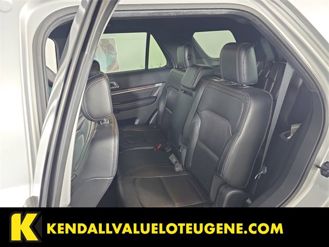 Used 2016 Ford Explorer Limited image 19