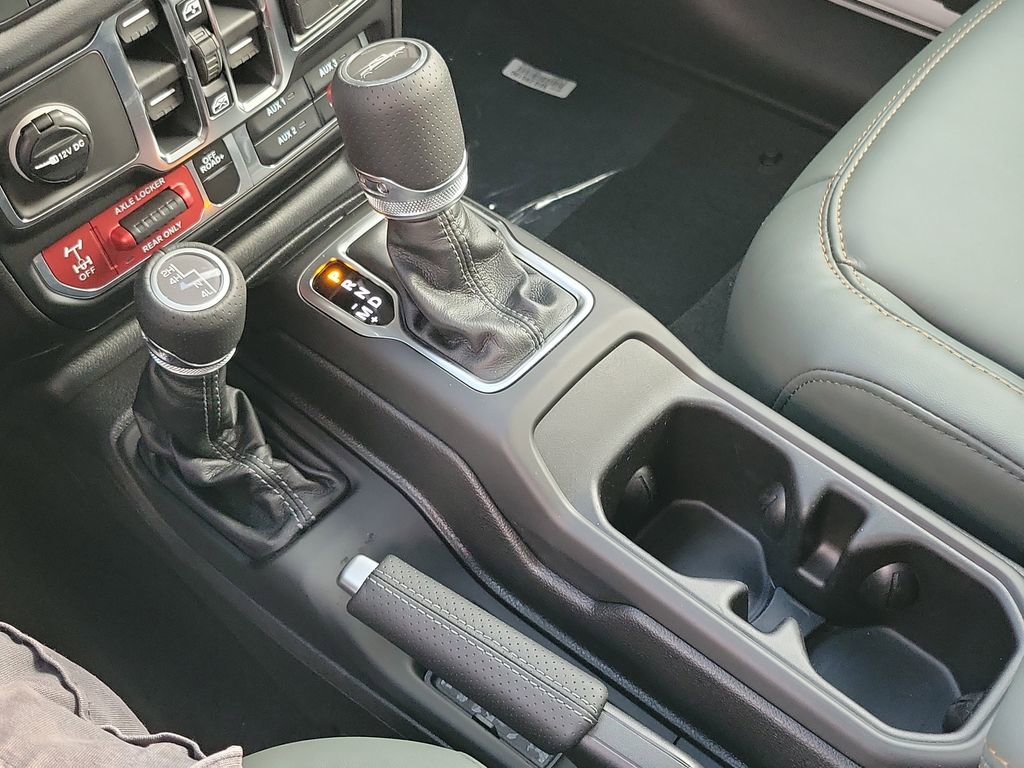 New 2026 Jeep Gladiator Mojave AWD/4WD image 11