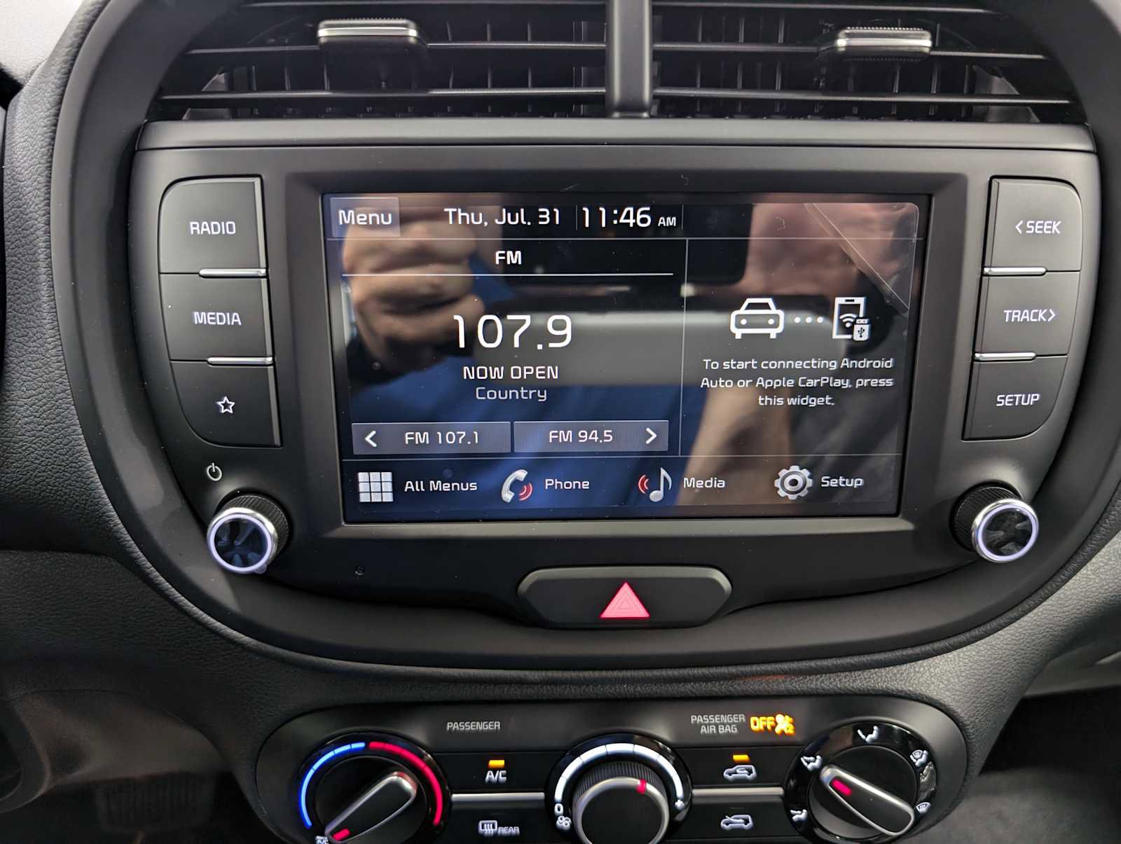 New 2025 Kia Soul LX image 18