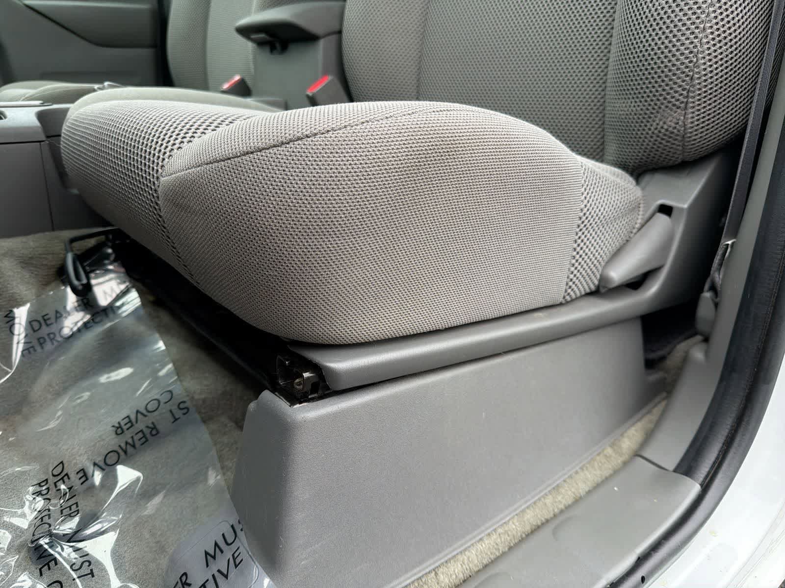 Used 2018 Nissan Frontier SV AWD/4WD image 18