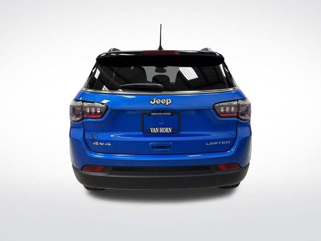 Used 2024 Jeep Compass Limited w/ Sun and Sound Group image 14
