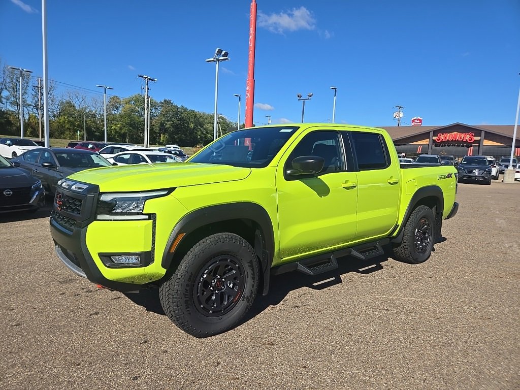 New 2026 Nissan Frontier PRO-4X w/ Pro-4x Convenience Package image 3