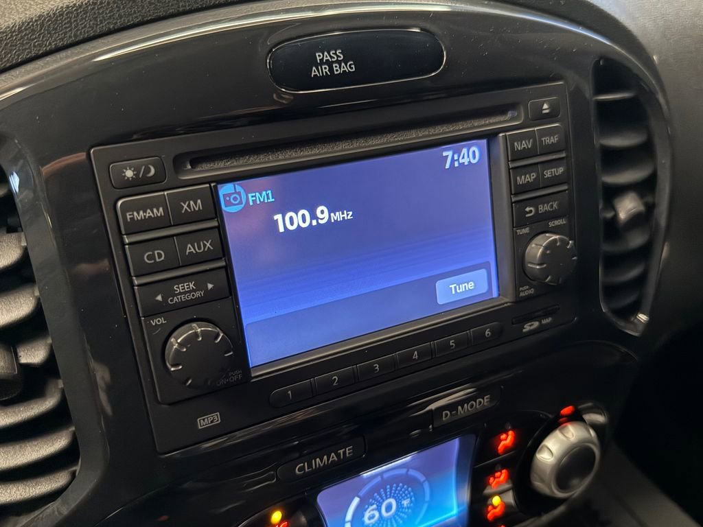 Used 2013 Nissan Juke SL w/ Midnight Edition image 13