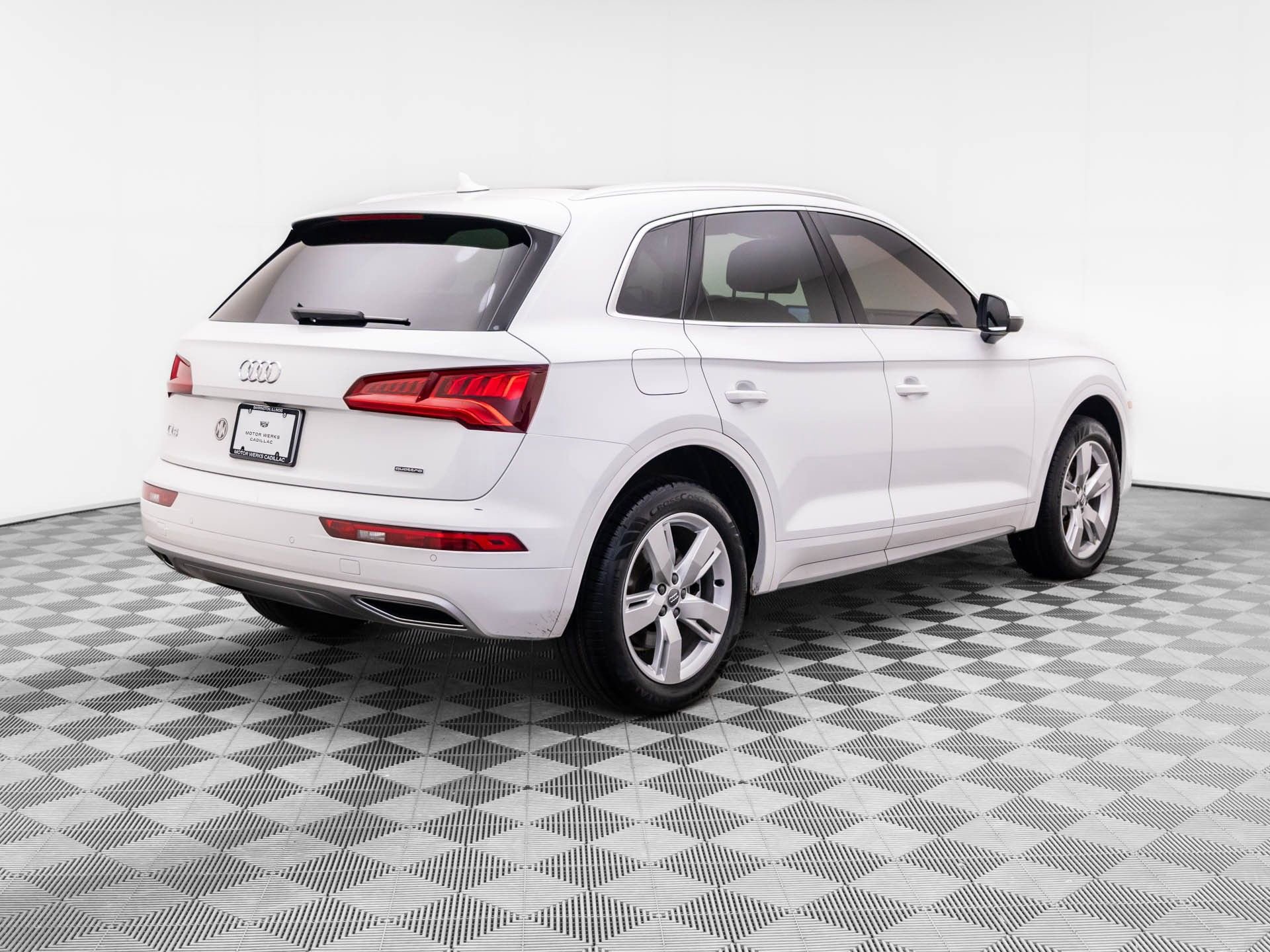 Used 2019 Audi Q5 2.0T Premium Plus w/ Premium Plus Package image 6