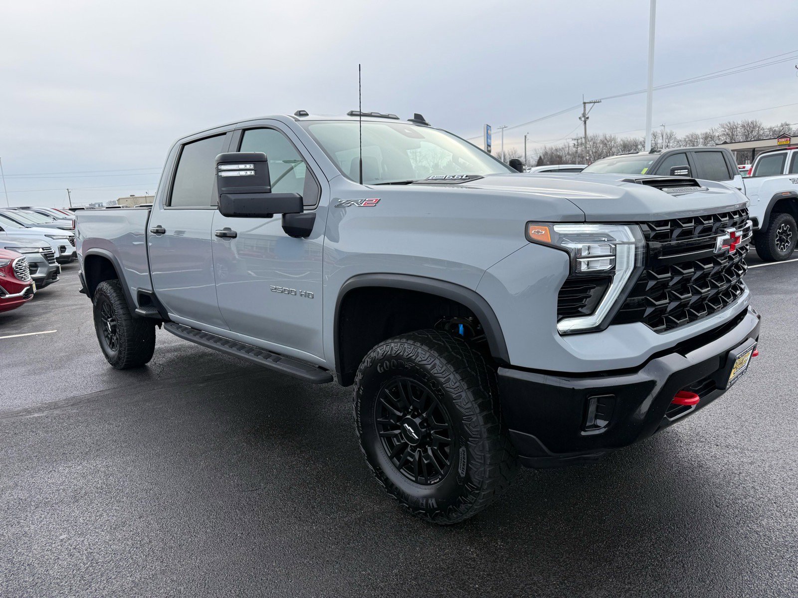 Used 2024 Chevrolet Silverado 2500 ZR2 AWD/4WD image 8
