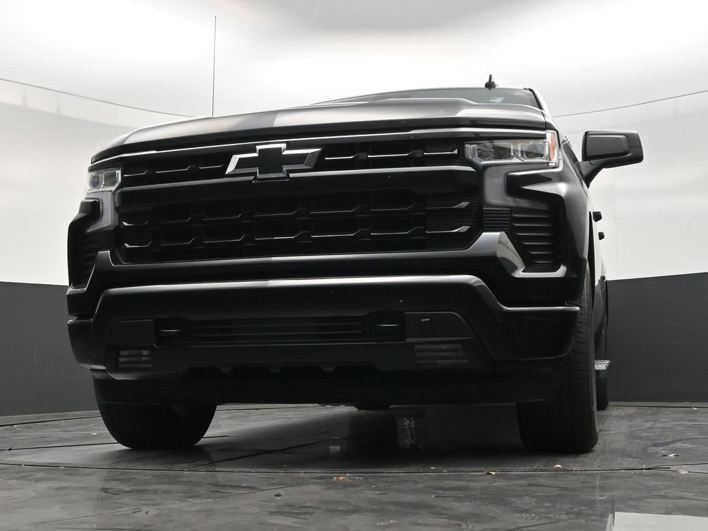 Used 2025 Chevrolet Silverado 1500 RST RWD image 27
