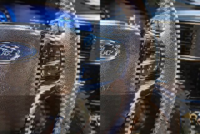 Used 2023 Ford Explorer King Ranch w/ Technology Package image 10