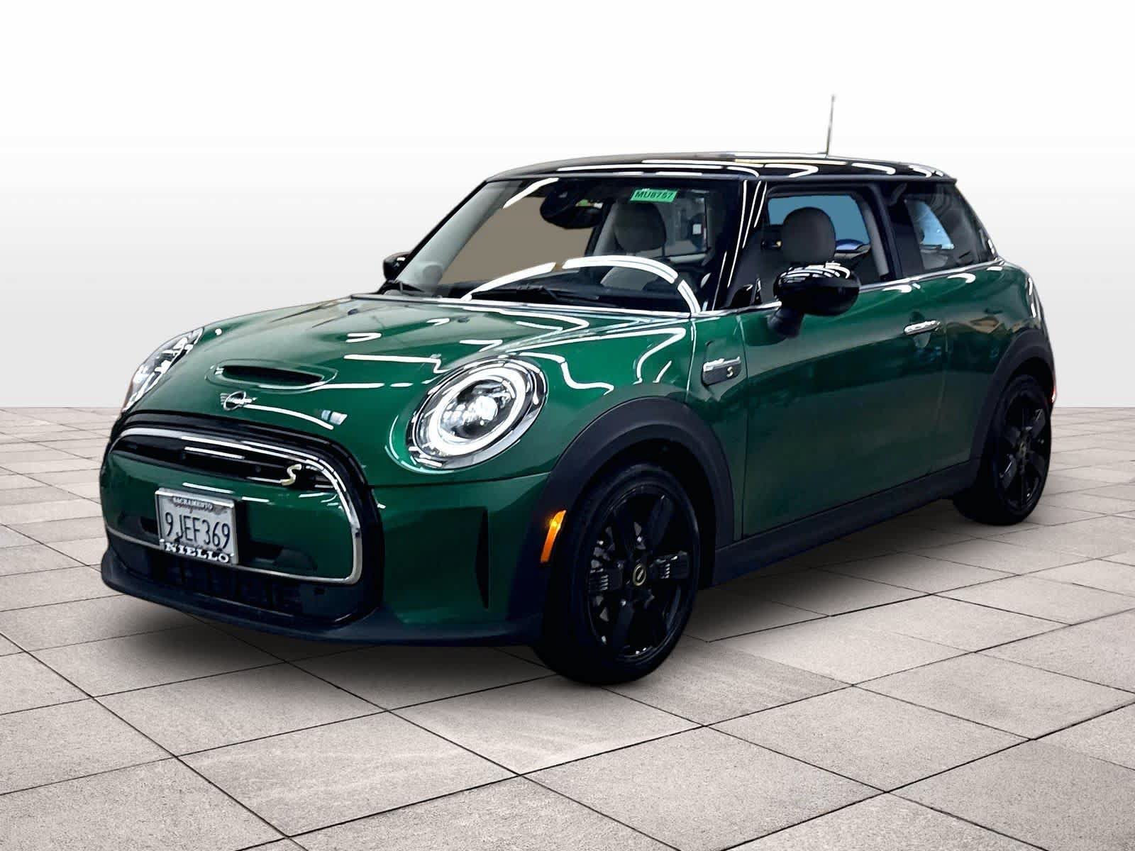 Used 2024 MINI Cooper SE w/ Signature Upholstery Package FWD image 1