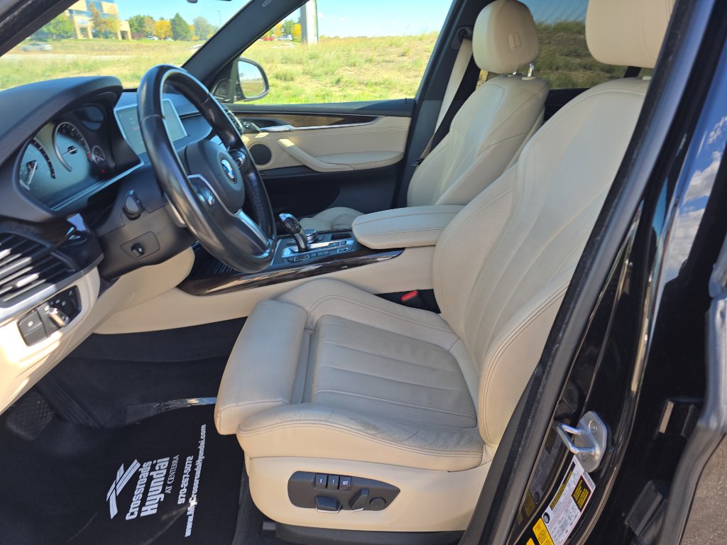 Used 2018 BMW X5 xDrive40e image 12