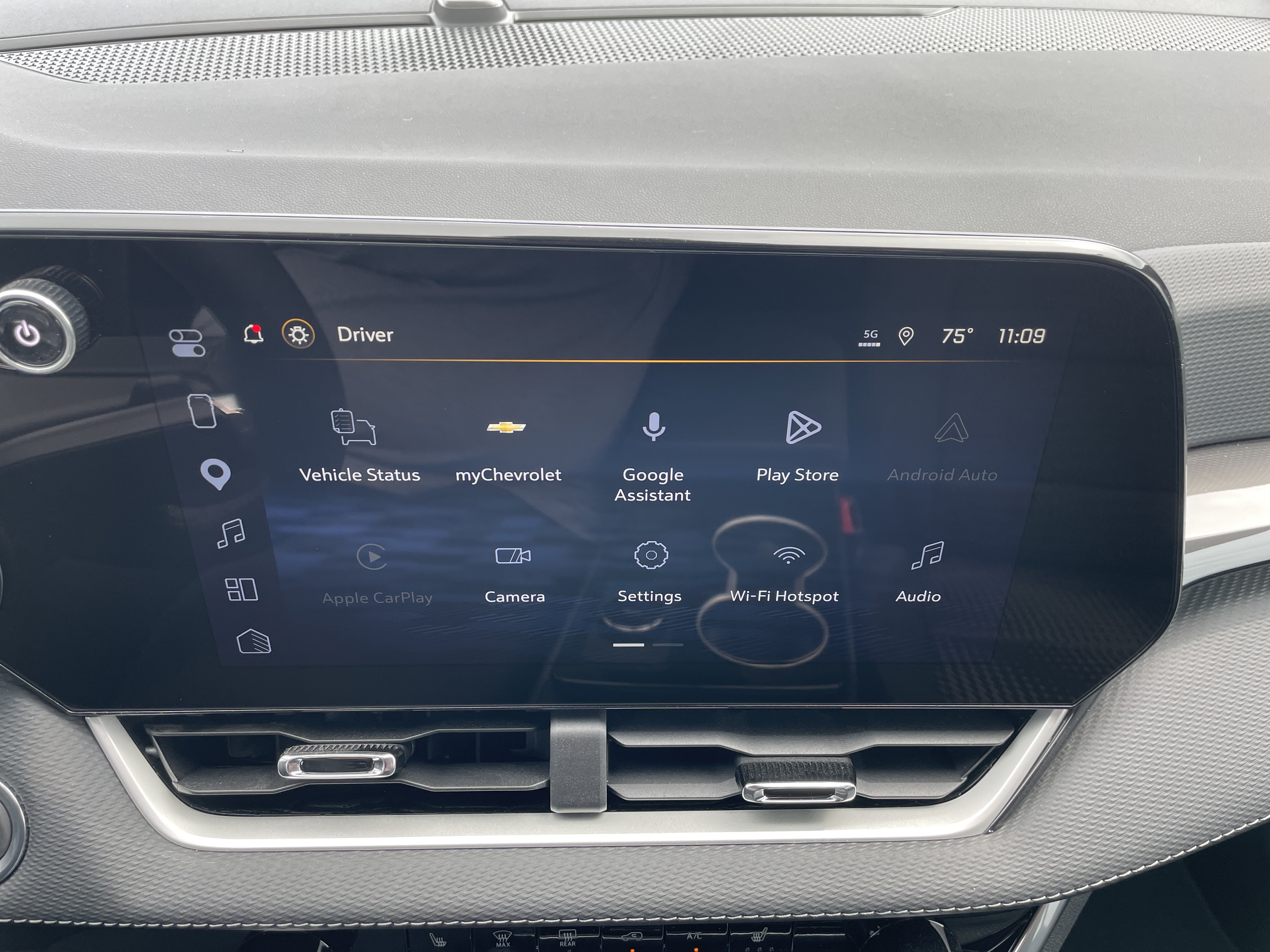 Used 2026 Chevrolet Equinox LT FWD image 12