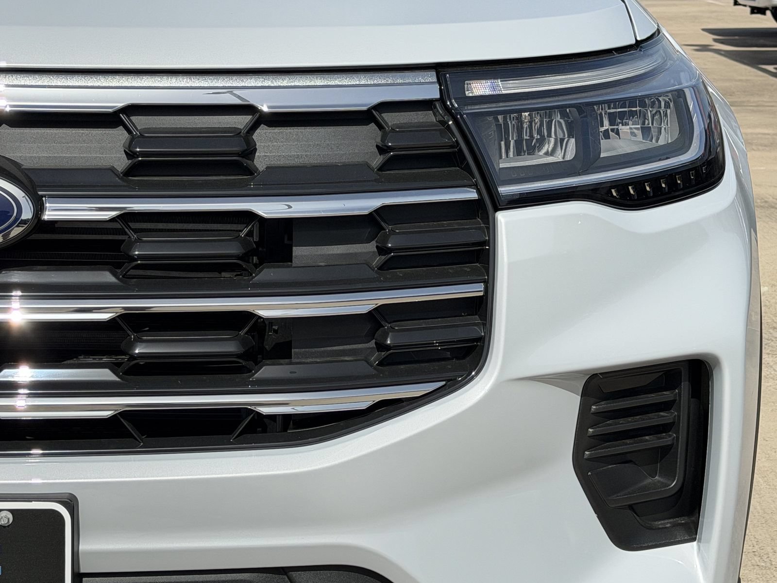 New 2026 Ford Explorer Active AWD/4WD image 7