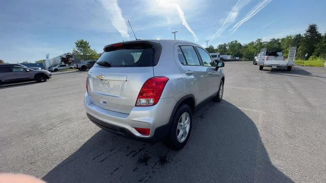 Used 2018 Chevrolet Trax LS AWD/4WD image 9