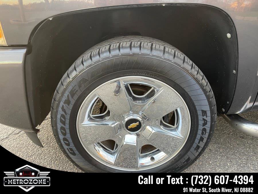 Used 2011 Chevrolet Silverado 1500 LT w/ Texas Edition image 32
