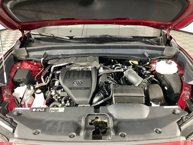 Used 2025 Toyota Grand Highlander AWD Hybrid image 39