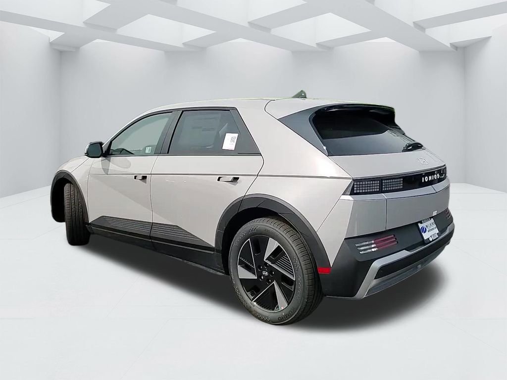 New 2025 Hyundai Ioniq 5 SE image 7