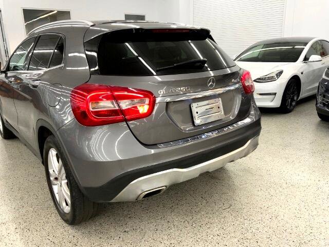 Used 2018 Mercedes-Benz GLA 250 4MATIC image 40