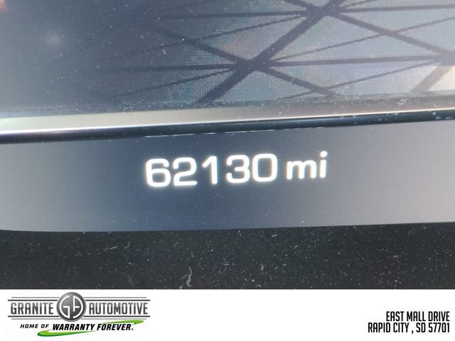 Used 2023 GMC Yukon Denali Ultimate AWD/4WD image 17