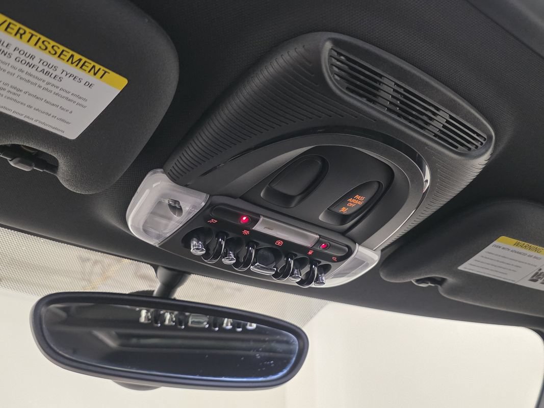 Used 2018 MINI Cooper John Cooper Works FWD image 40
