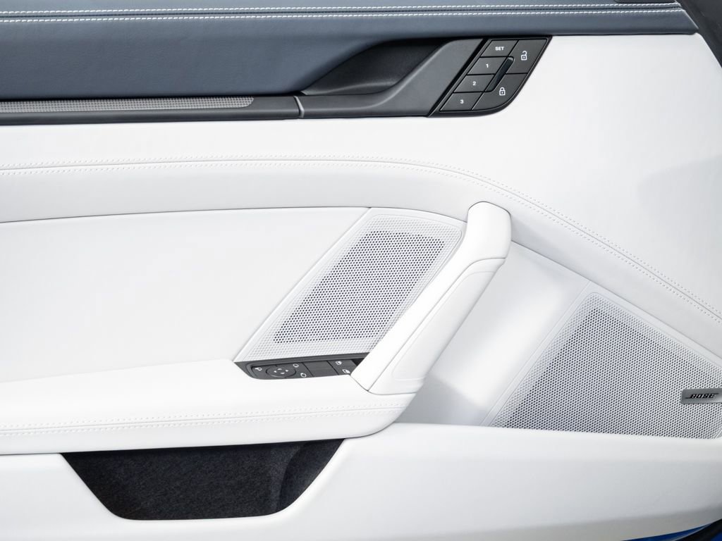 Certified 2026 Porsche 911 Targa 4 GTS image 6