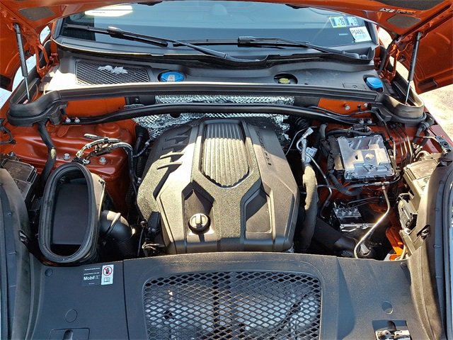 Used 2025 Porsche Macan image 31