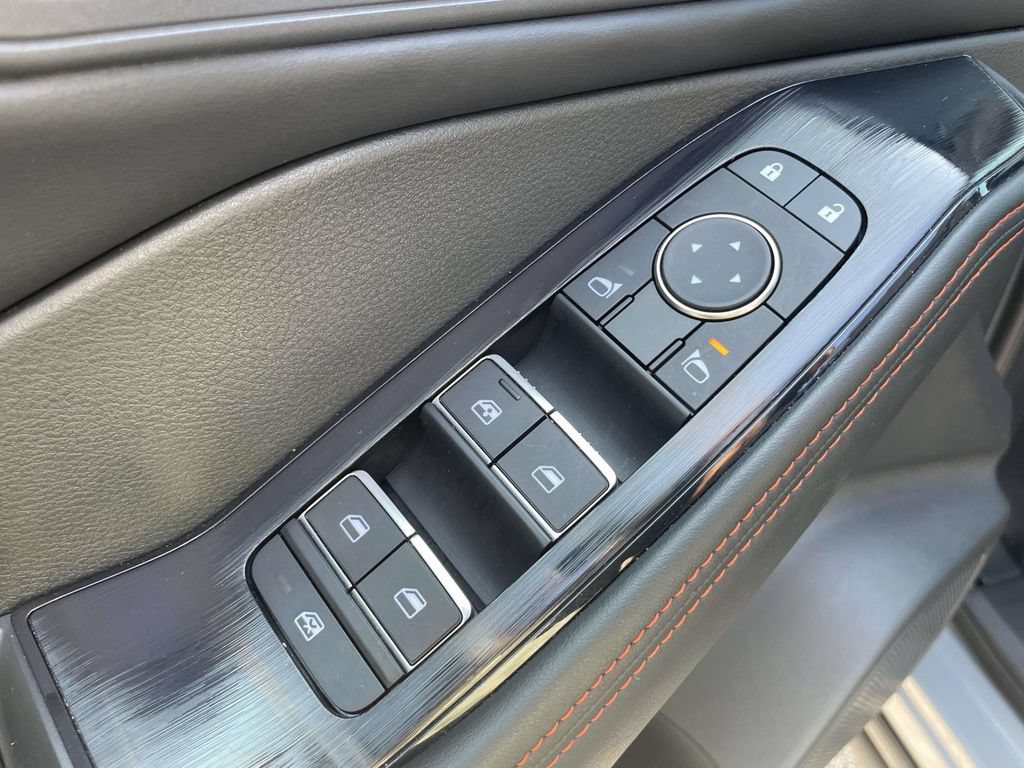Used 2025 Nissan Rogue SV w/ Rock Creek Premium Package AWD/4WD image 17