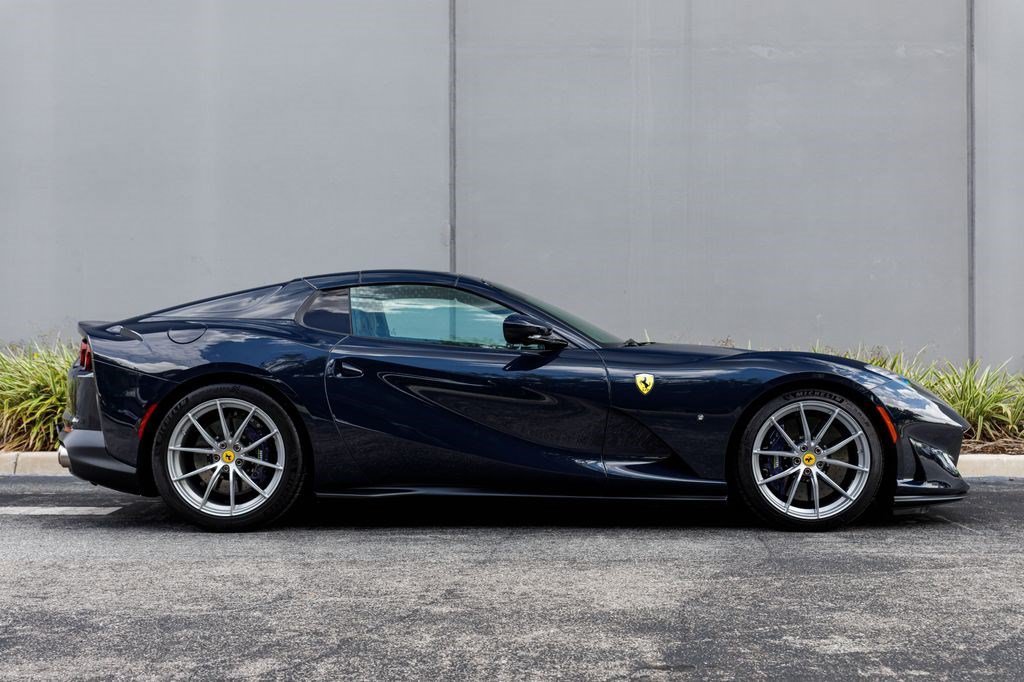 Used 2022 Ferrari 812 GTS RWD image 6
