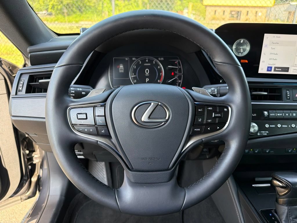 Used 2023 Lexus ES 250 w/ Premium Package AWD/4WD image 16