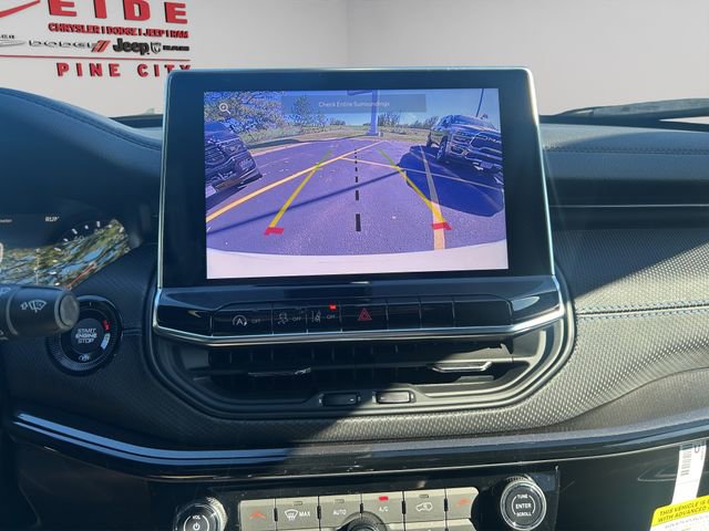 New 2026 Jeep Compass Altitude image 18