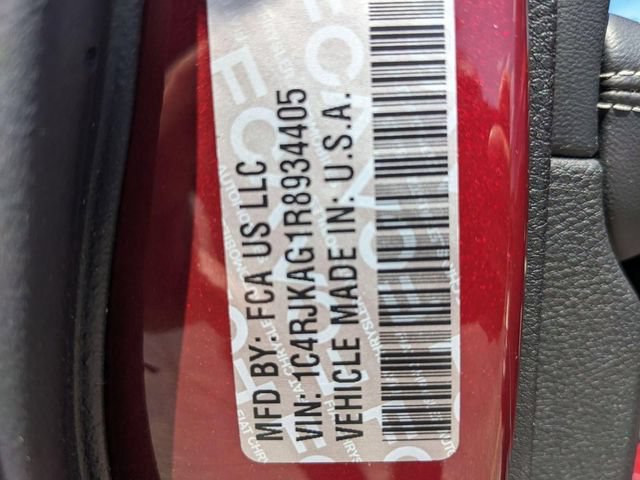 Used 2024 Jeep Grand Cherokee L Laredo AWD/4WD image 34