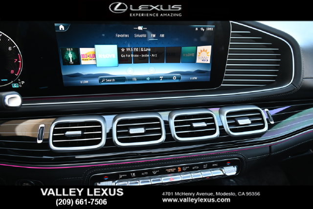 Used 2024 Mercedes-Benz GLS 580 4MATIC image 8