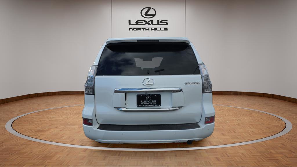 Used 2019 Lexus GX 460 image 6
