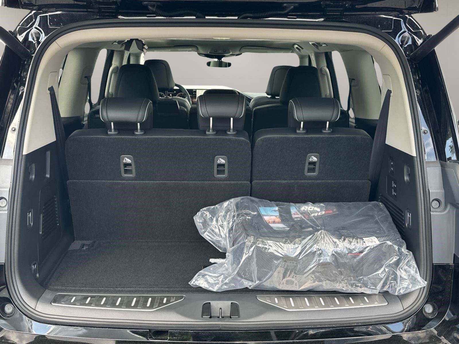 New 2026 INFINITI QX80 Luxe AWD/4WD image 5
