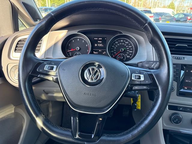 Used 2015 Volkswagen Golf S image 18