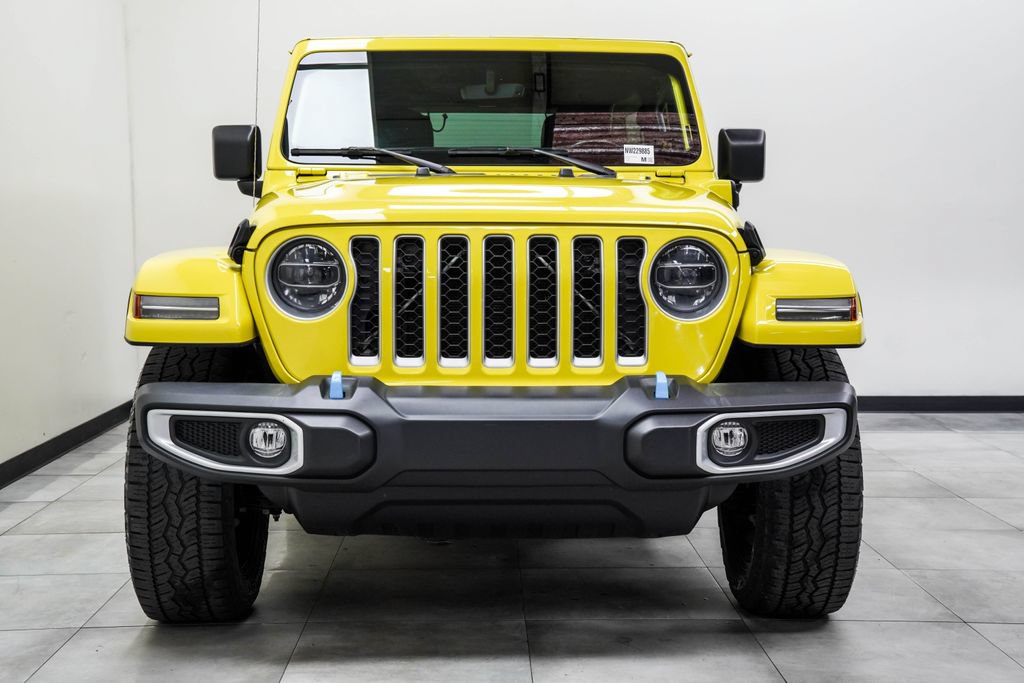 Used 2022 Jeep Wrangler Unlimited Sahara w/ Cold Weather Group AWD/4WD image 6