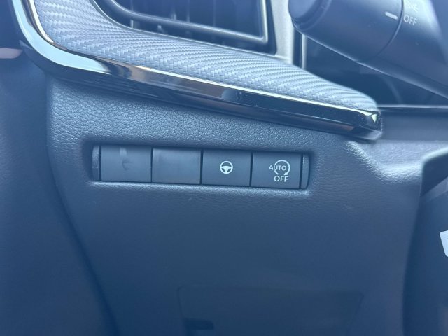 New 2027 Nissan Kicks SR FWD image 23