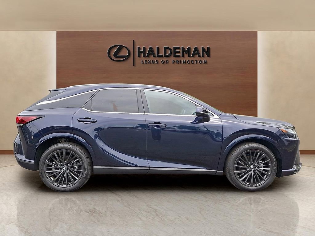 Used 2024 Lexus RX 350 Premium w/ Accessory Package AWD/4WD image 7