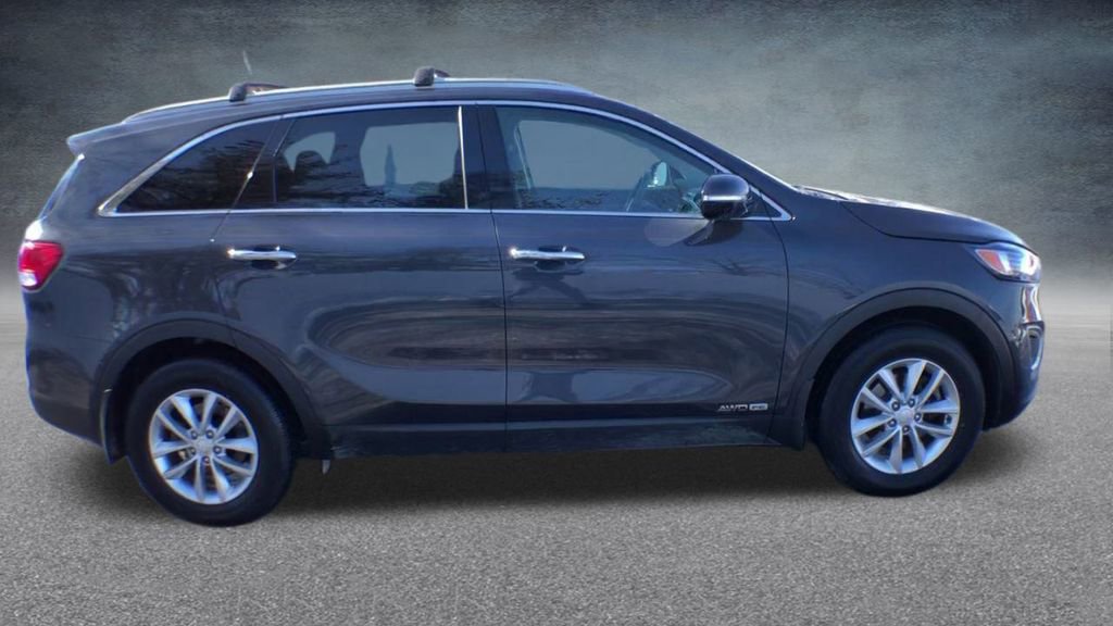 Used 2018 Kia Sorento LX image 26