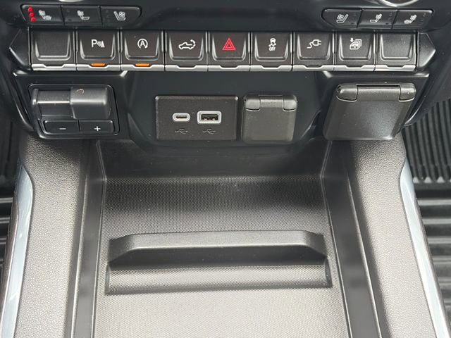 Used 2019 Chevrolet Silverado 1500 LTZ w/ LTZ Plus Package AWD/4WD image 59