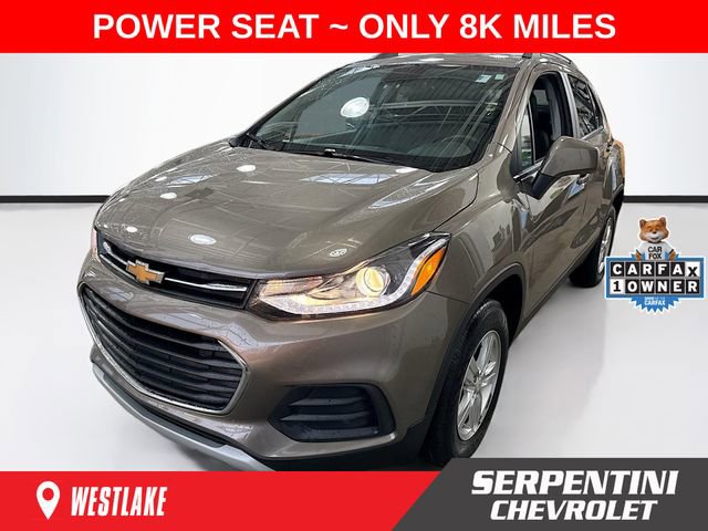 Used 2022 Chevrolet Trax LT w/ LT Convenience Package image 1